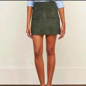 Abercrombie & Fitch Faux Suede Khaki Green Skirt, Sz 0